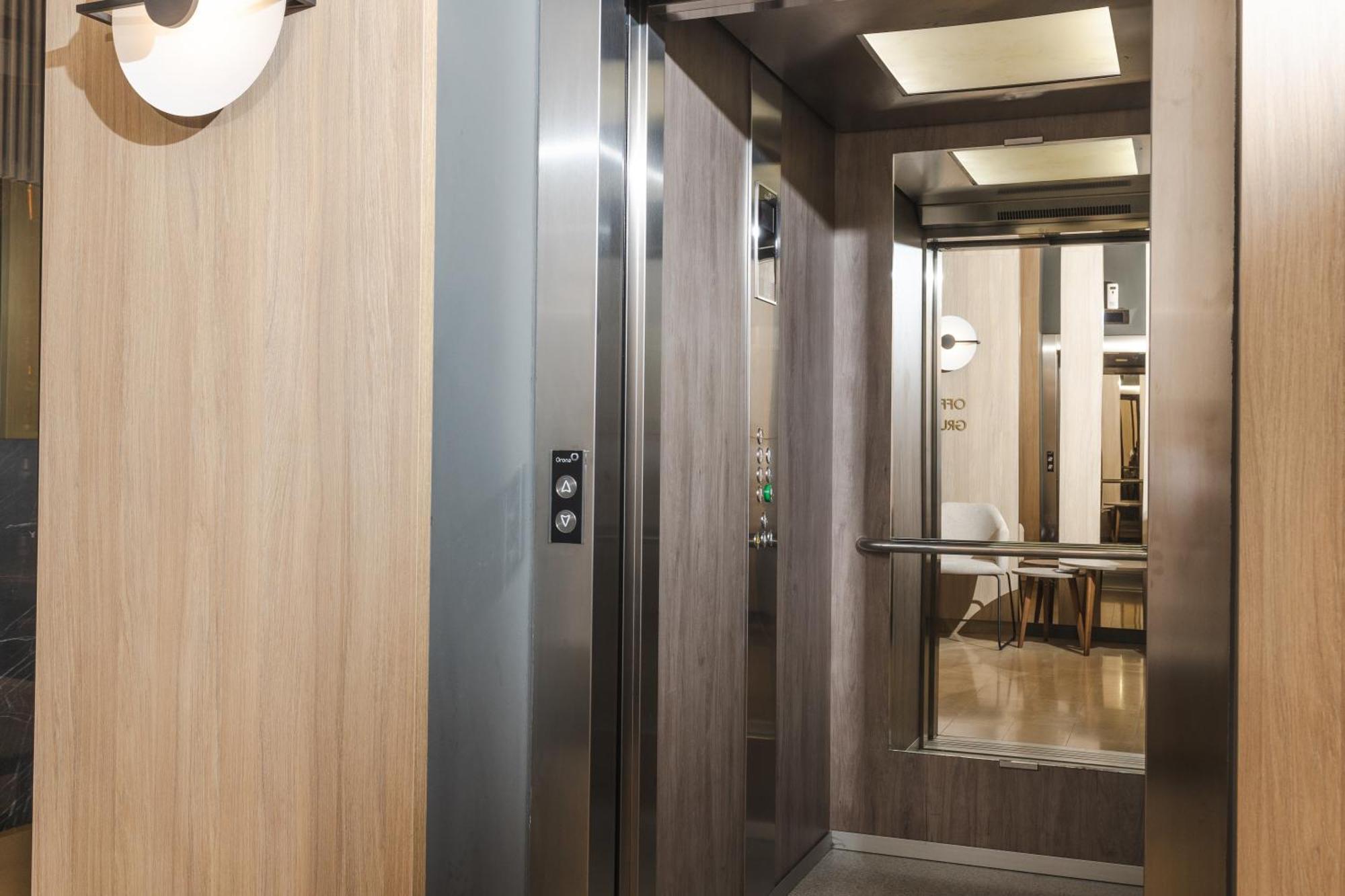 Hotel 219 Будва Экстерьер фото
