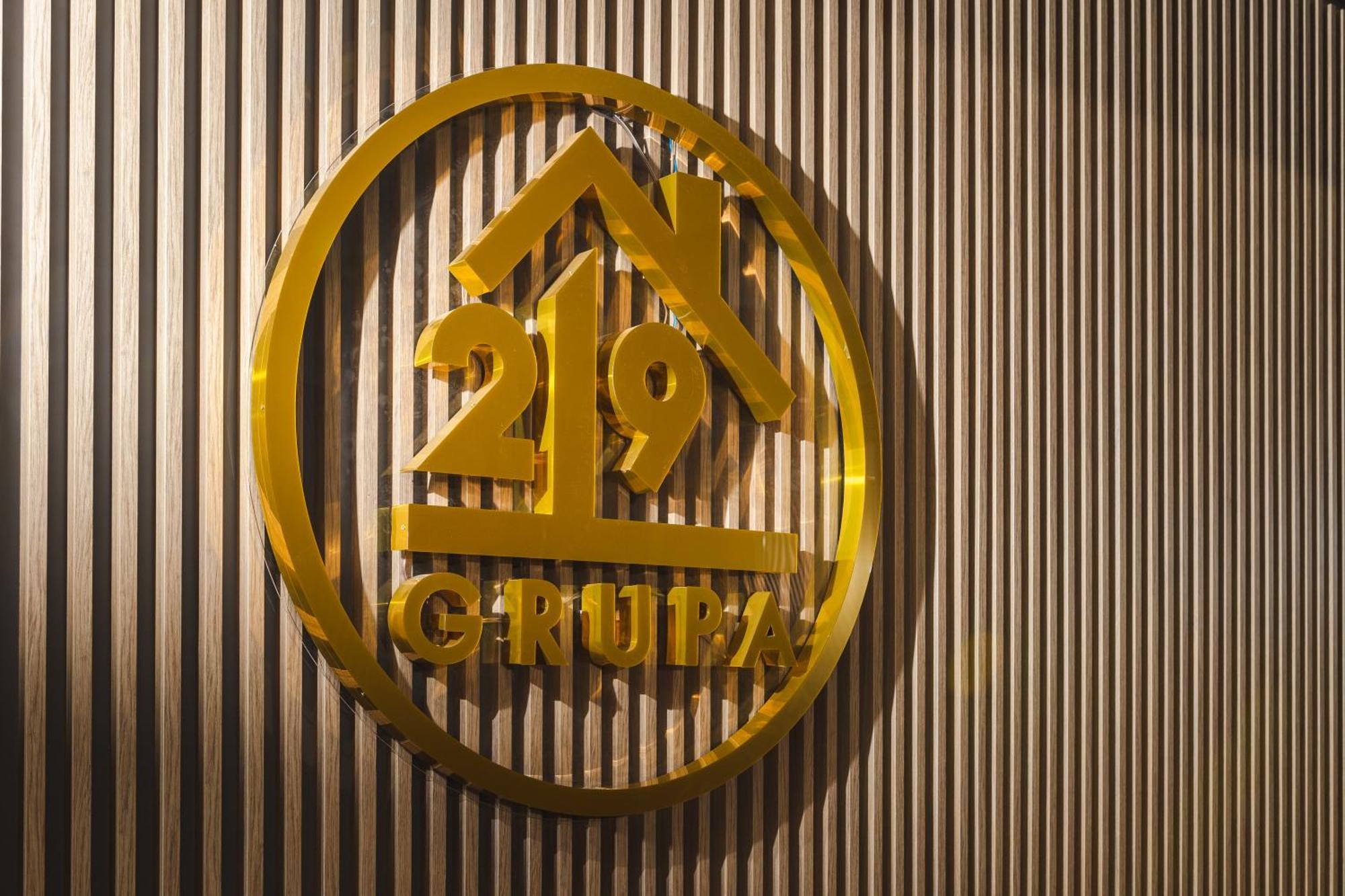 Hotel 219 Будва Экстерьер фото