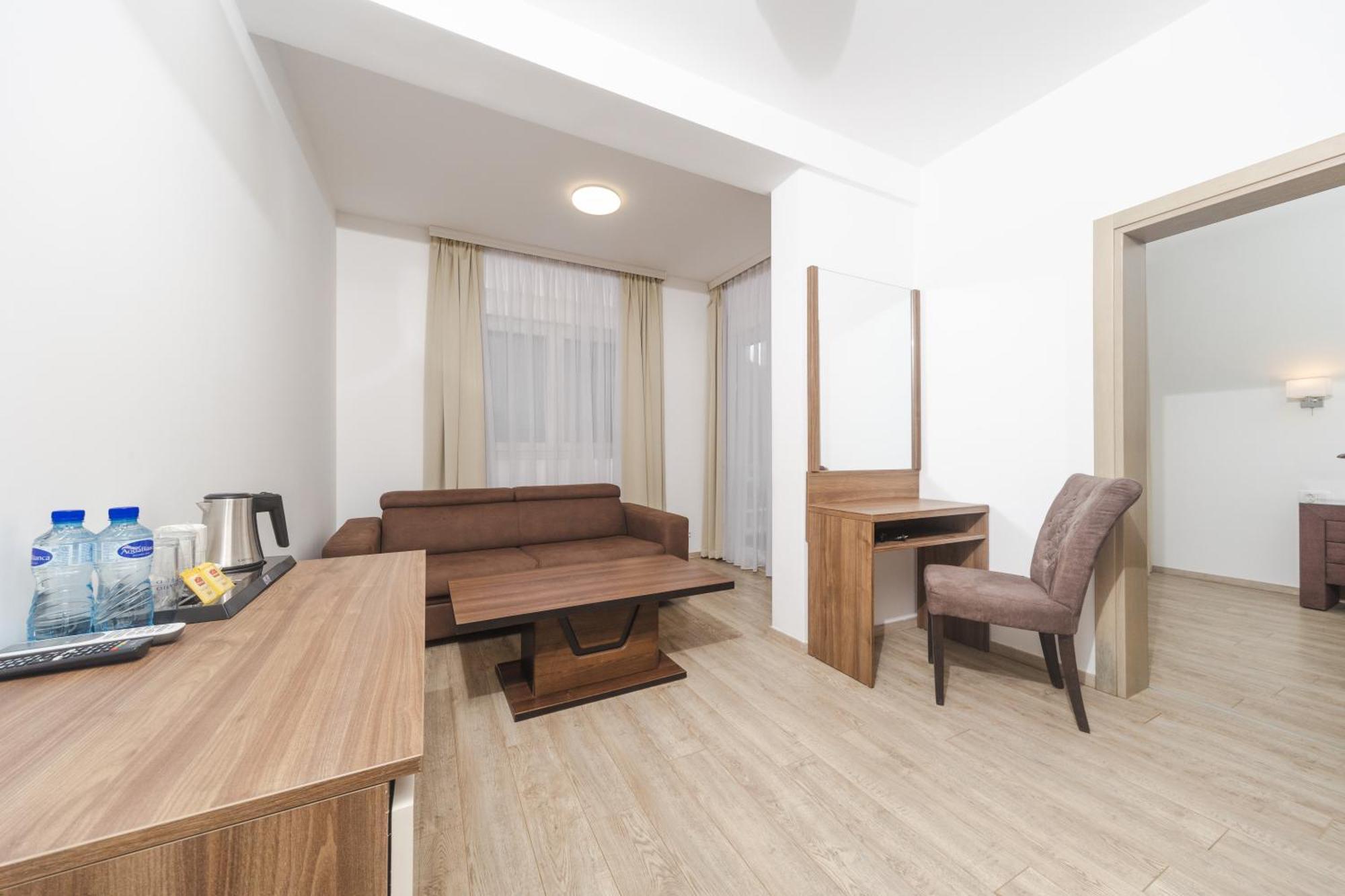 Hotel 219 Будва Экстерьер фото