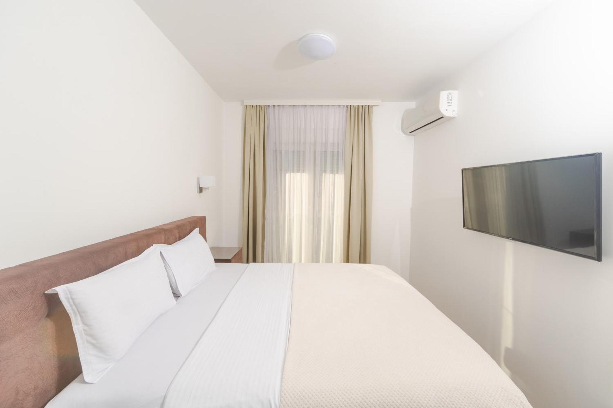 Hotel 219 Будва Экстерьер фото