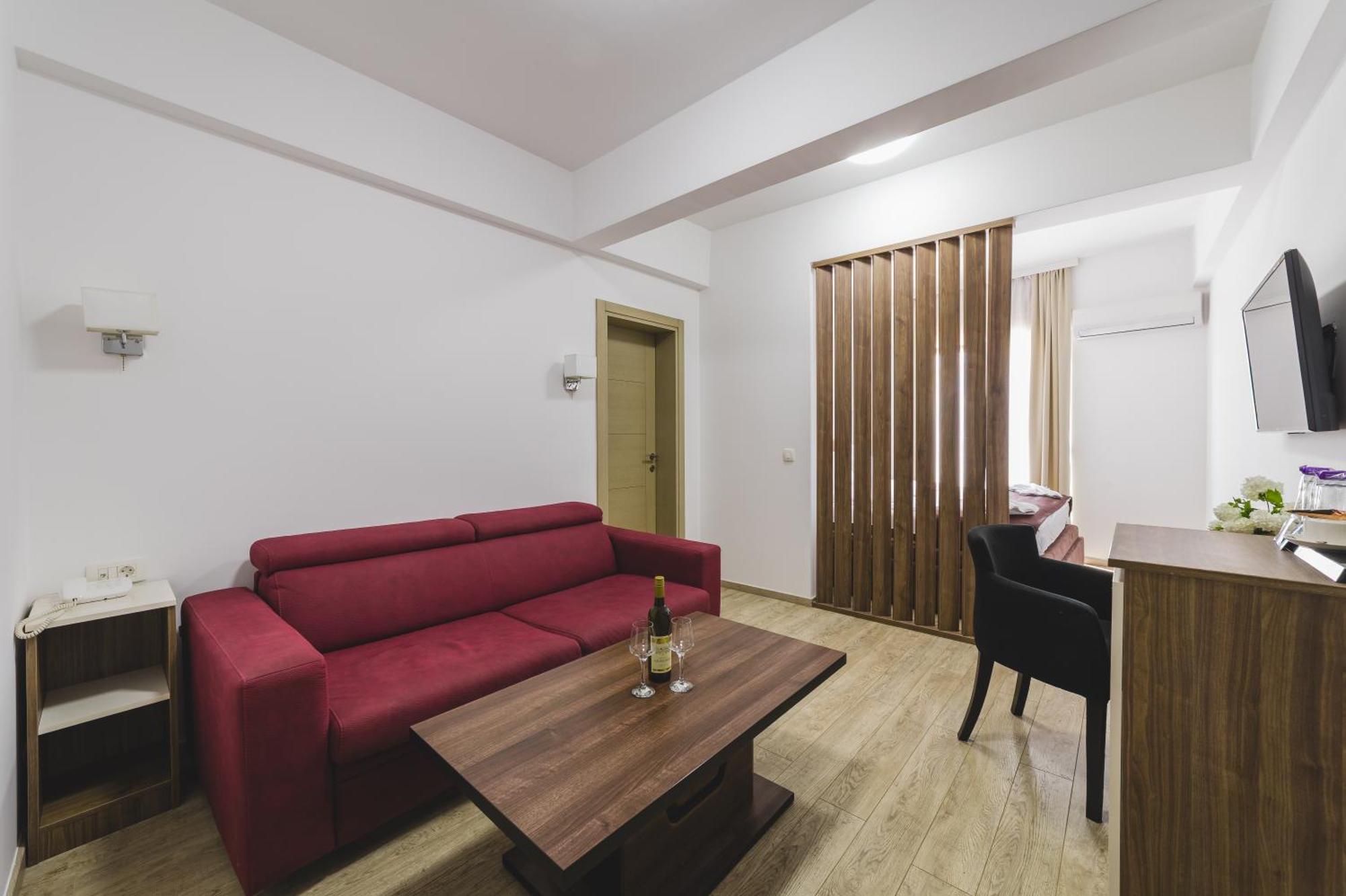 Hotel 219 Будва Экстерьер фото