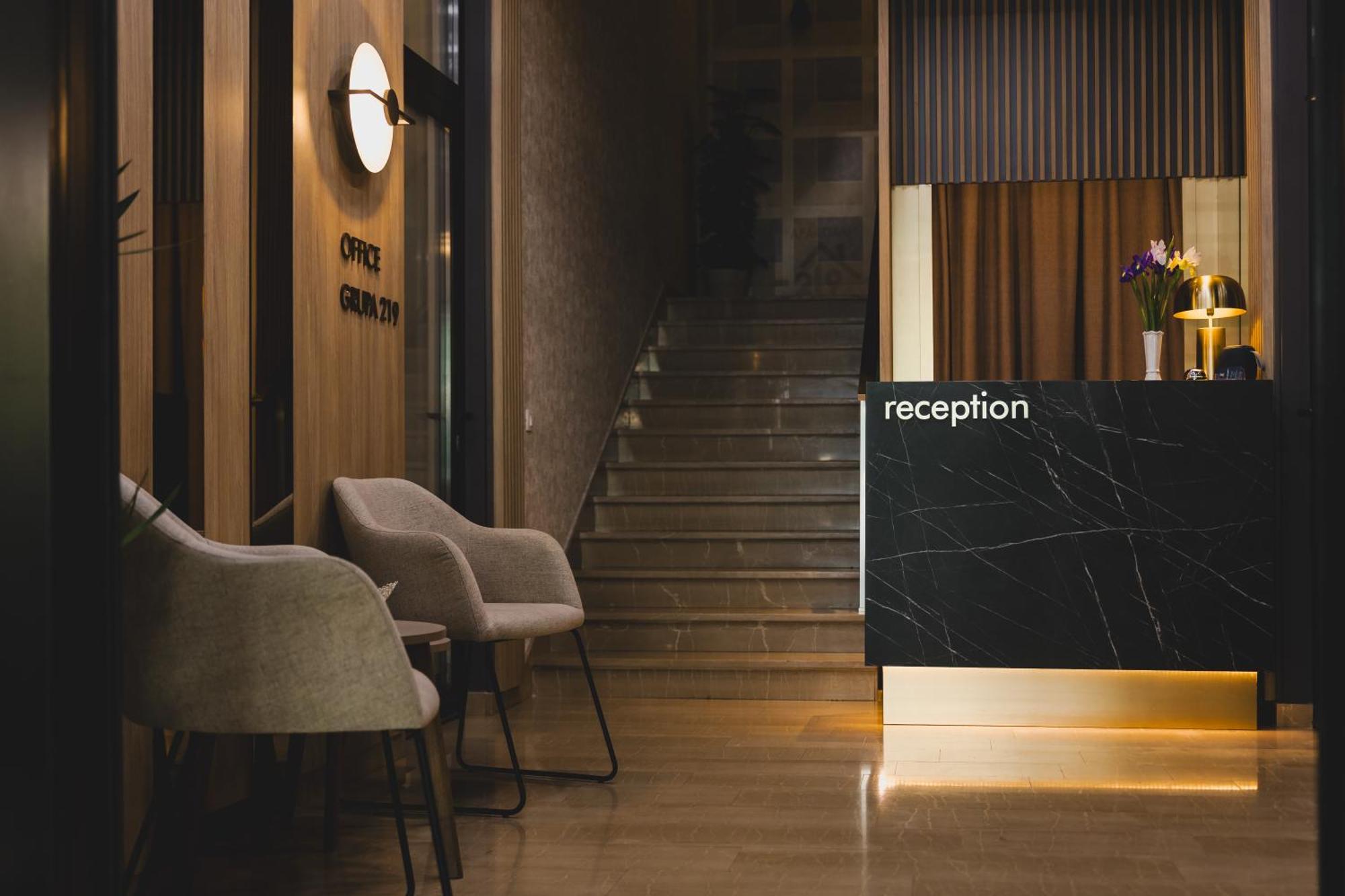 Hotel 219 Будва Экстерьер фото