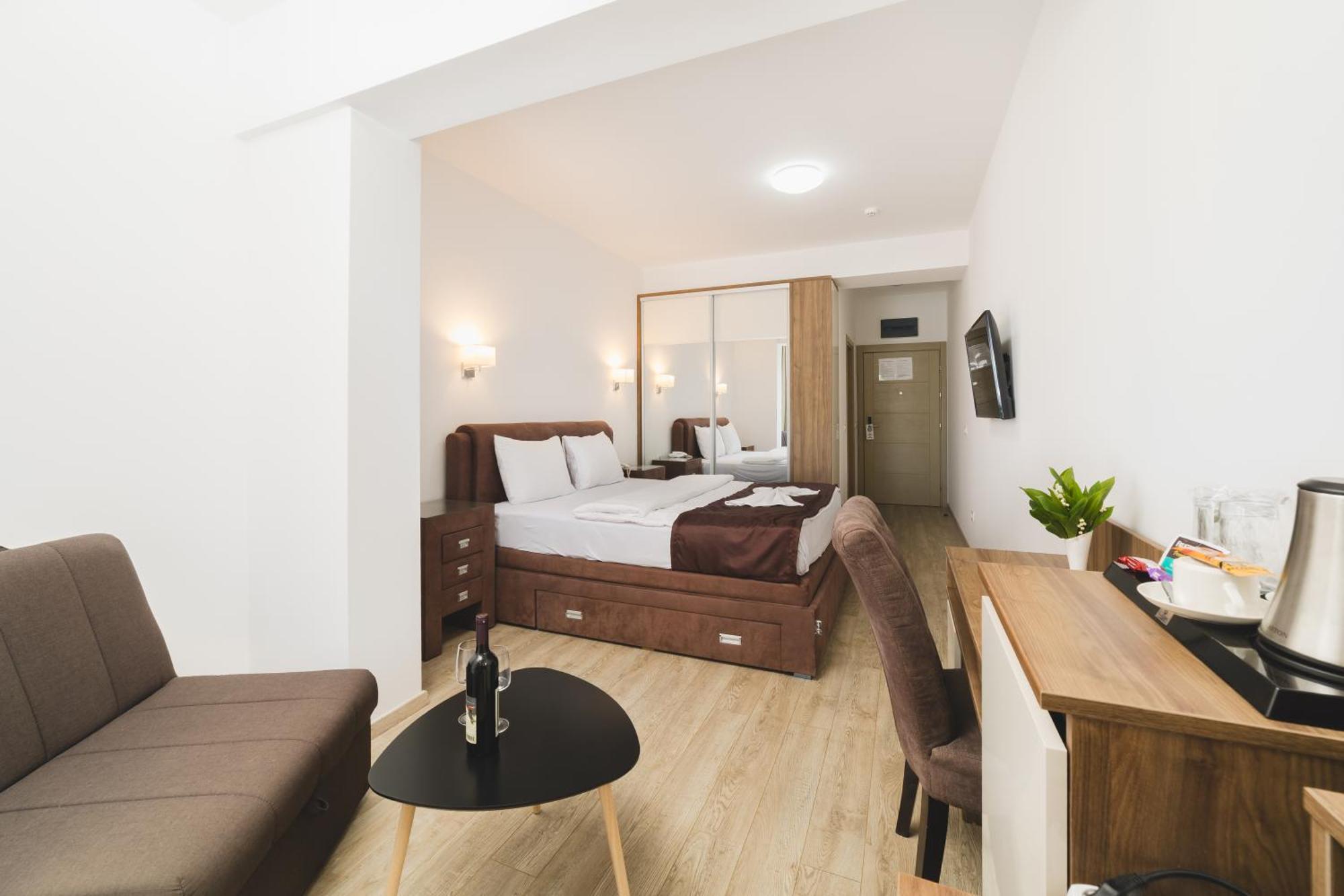 Hotel 219 Будва Экстерьер фото